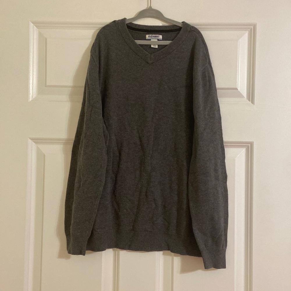 🧡 boy’s Old Navy sweater